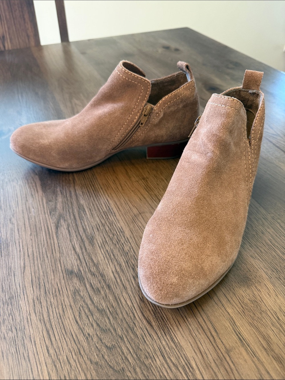 Dibs Women's Size 10 Tan Booties